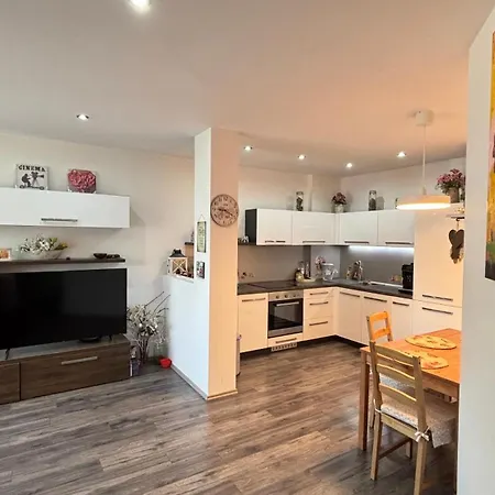 Apartamento Tanny Cozy In - Terrase&free Parking Piest'any